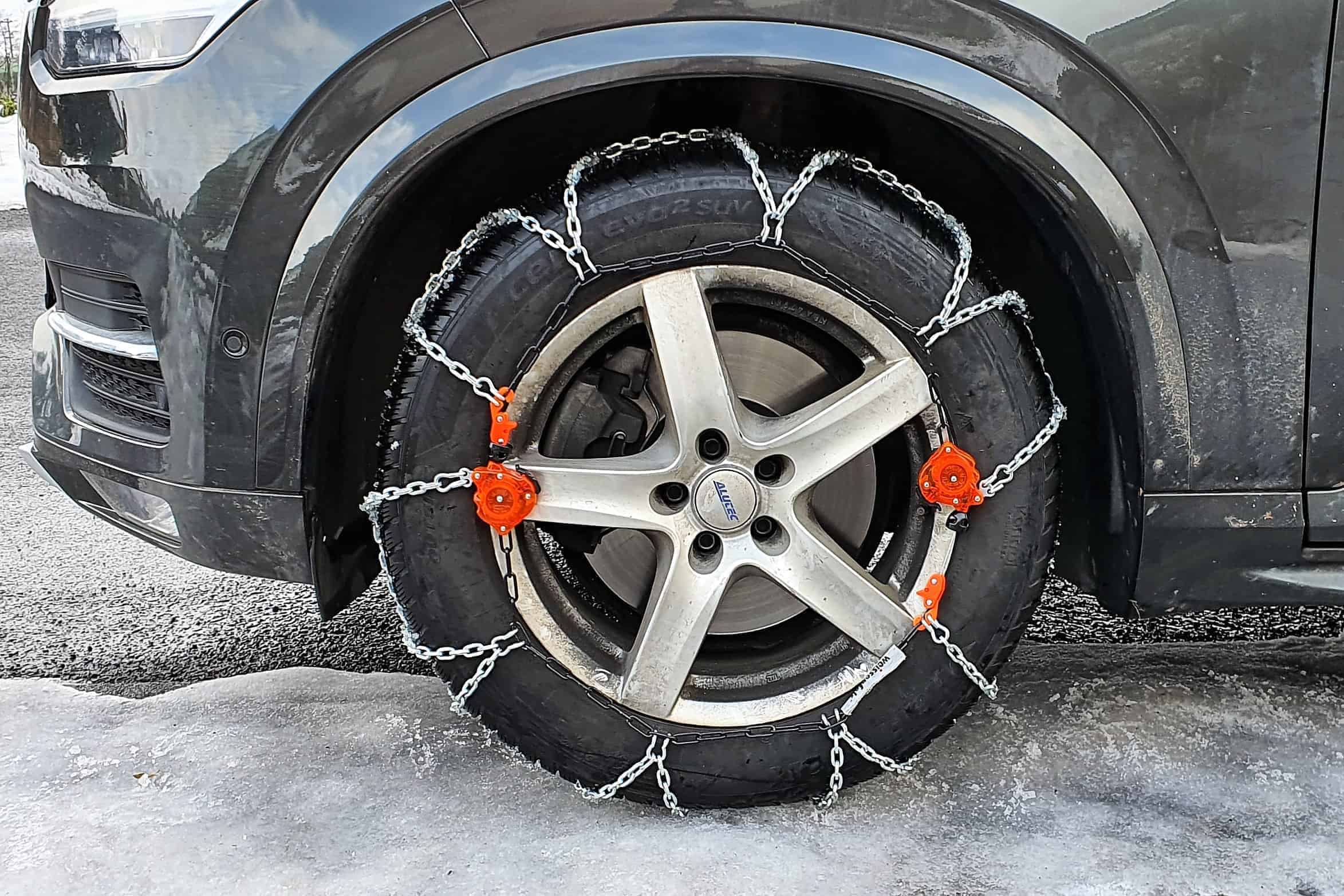 Warum Schneeketten4u Ihr zuverlässiger Online-Experte für hochwertige Schneeketten ist